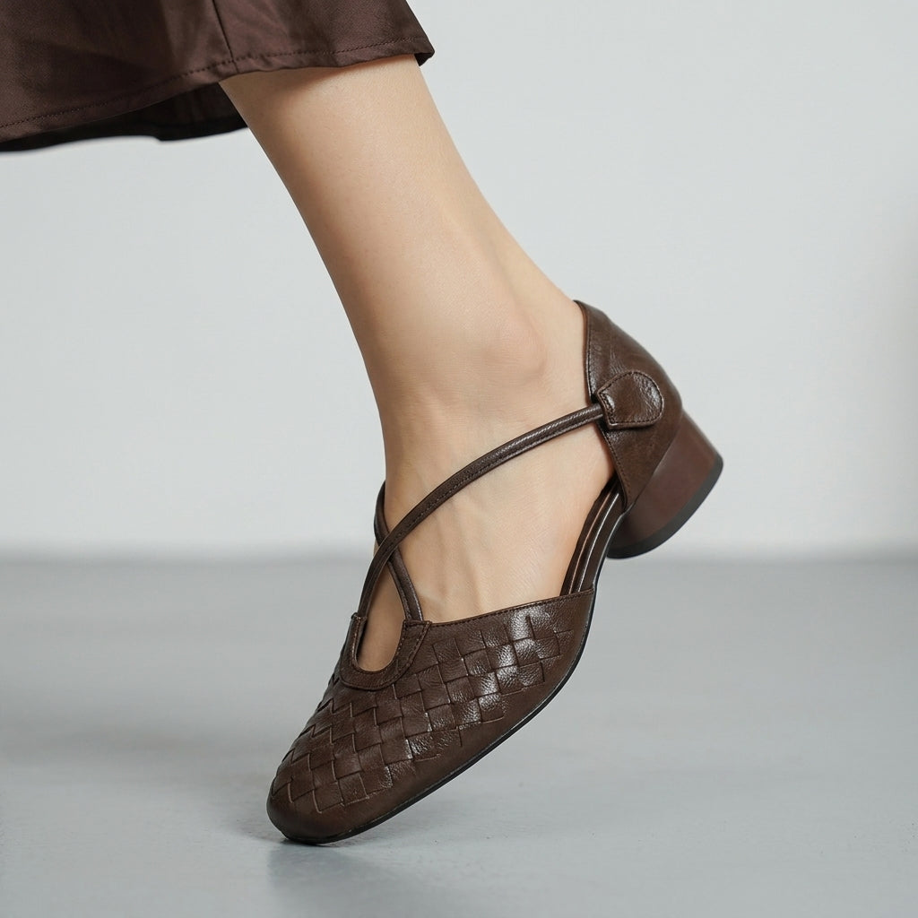 Elara Cross Strap Pump