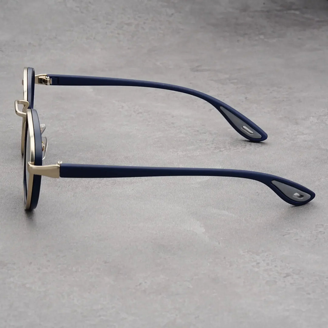 The Beckett Sunglasses