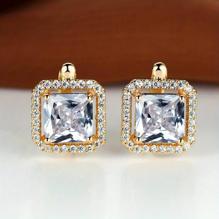 Contour Halo Stud Earrings