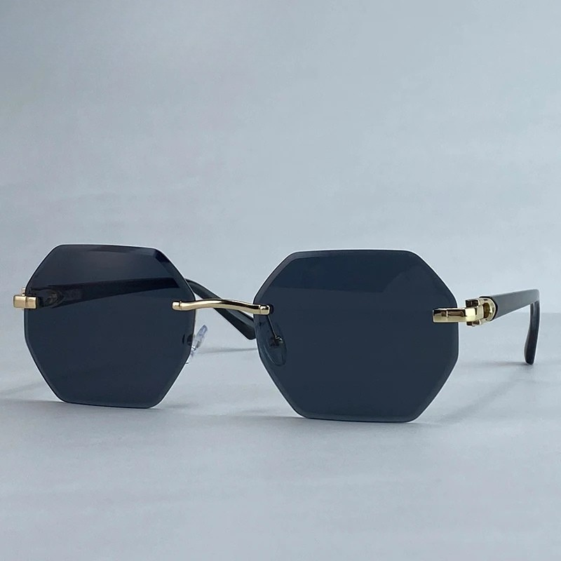 Sharp Diamond Cut Sunglasses