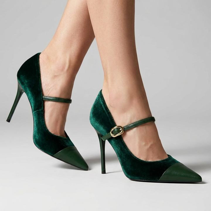 Cassandra Heels