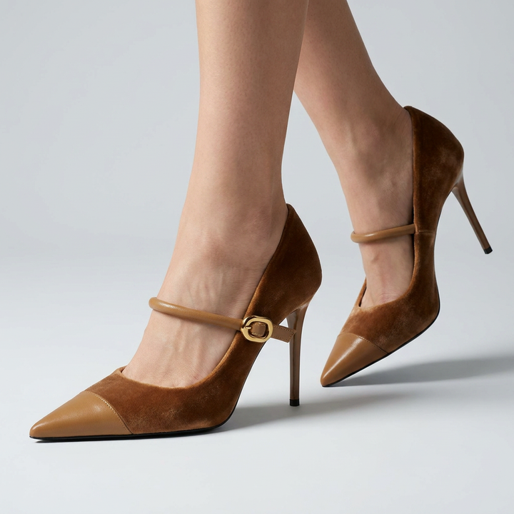 Cassandra Heels